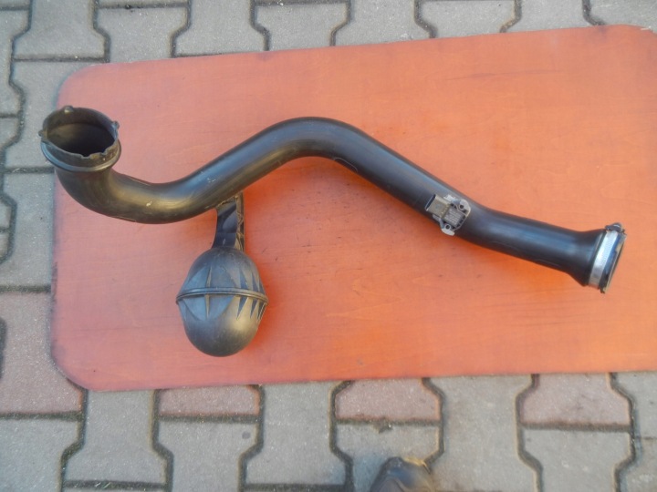 TUYAU FIL ÉCHANGEUR D'AIR DE SURALIMENTATION AUDI A4 B9 A5 2.0TFSI
