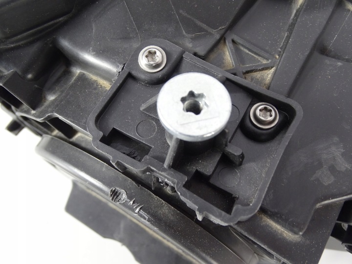 PHARE AVANT AVANT GAUCHE MERCEDES CITAN A420 W420