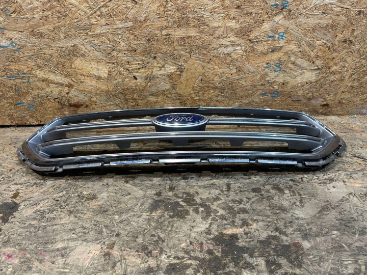 FORD KUGA MK2 II LIFT 16-19 CALANDRE GRILLE GRILLE CENTRALE PARE-CHOCS AVANT