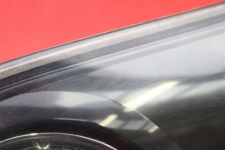 PHARE DROITE ARRIÈRE ARRIÈRE P2913R MAZDA 3 1 I BK 5D HAYON 03-06