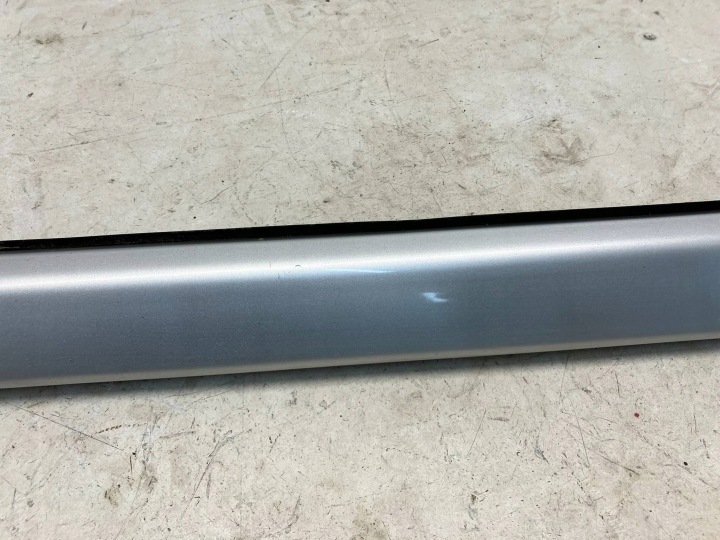 AVENSIS T27 UNIVERSEL BARRES DE TOIT DE TOIT DROIT ARGENTÉ 75551-05030