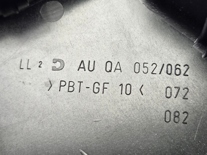 AUDI A6 C6 8D1941824 BOÎTE FUSIBLES