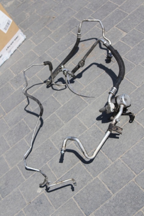 TUBES CONDUITES DE CLIMATISATION TOYOTA AVENSIS T25 2.0 D4D 1CD 116 KM