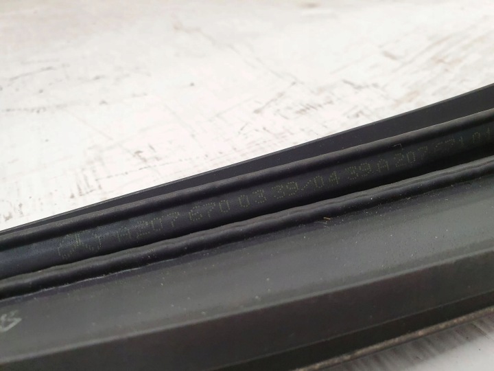 MERCEDES-BENZ E A207 2013 JOINT D'ÉTANCHÉITÉ VITRES PORTES
