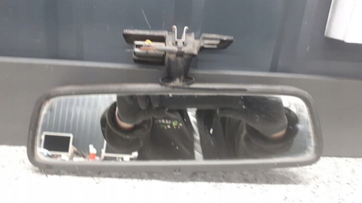 24439956AN RÉTROVISEUR INTERNE OPEL VECTRA C