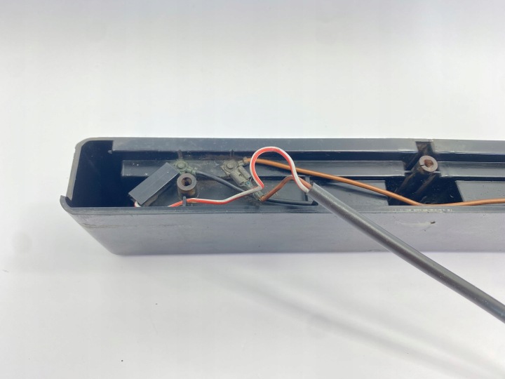 AMPOULE ÉCLAIRAGE CADRE DE PLAQUE D'IMMATRICULATION MERCEDES W460 W461 4608200162