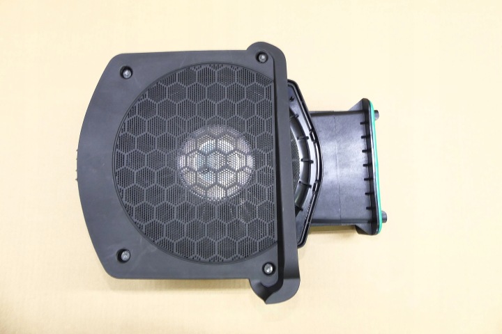 BMW X3 G01 LCI 20DX XDRIVE MODULE 23R. 18KM HAUT-PARLEUR DE GRAVES GAUCHE