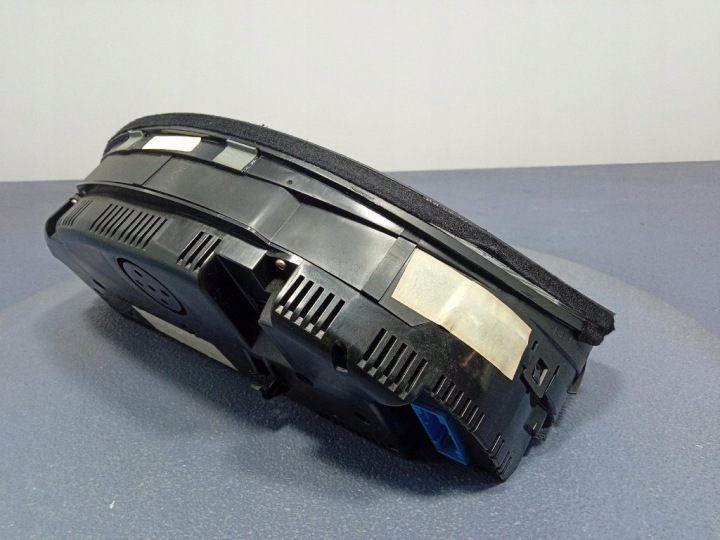 AUDI A4 B6 2.0 20V TABLEAU DE BORD COMPTEUR EUROPE 8E0920900F