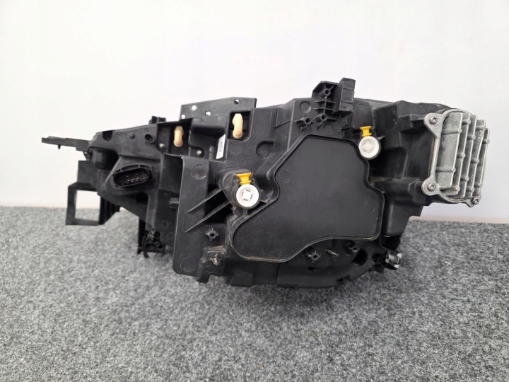 PHARE AVANT DROITE VW ID.4 IQ.LIGHT COMPLET LED 11B941036M EUROPE
