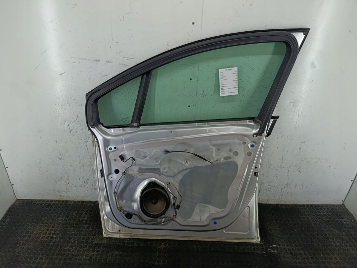 PORTES AVANT DROIT OPEL MERIVA B Z157