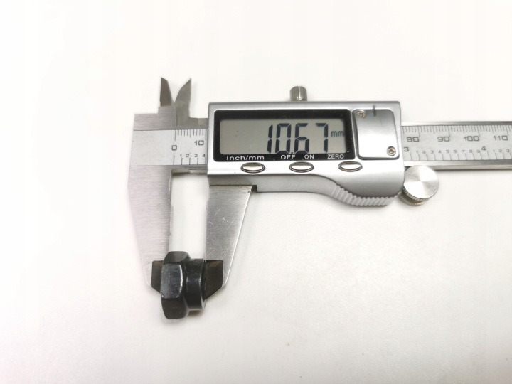 ÉCROU STABILISATEUR HYUNDAI GALLOPER TERRACAN OE 13251 10003