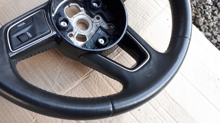 AUDI A4 B9 VOLANT PALETTES MULTIFONCTION