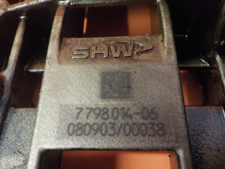 BMW E60 E90 E87 X3 F30 F20 F10 2.0 D 09R 177KM N47 POMPE HUILES 7798014