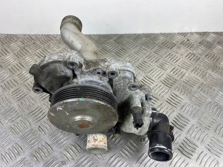 2015 JEEP GRAND CHEROKEE POMPE À EAU
