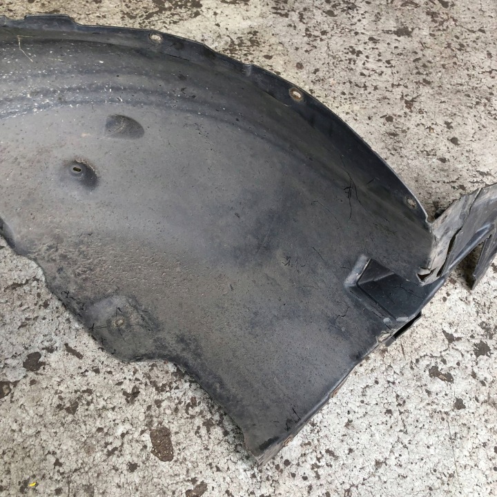 PASSAGE DE ROUE AVANT SKODA OCTAVIA MK3 (5E) 5E0809958C