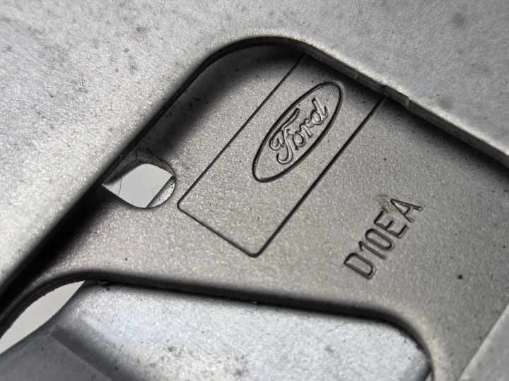 FORD FOCUS MK4 FIXATION POIGNÉE CHÂSSIS NX7T-14H075
