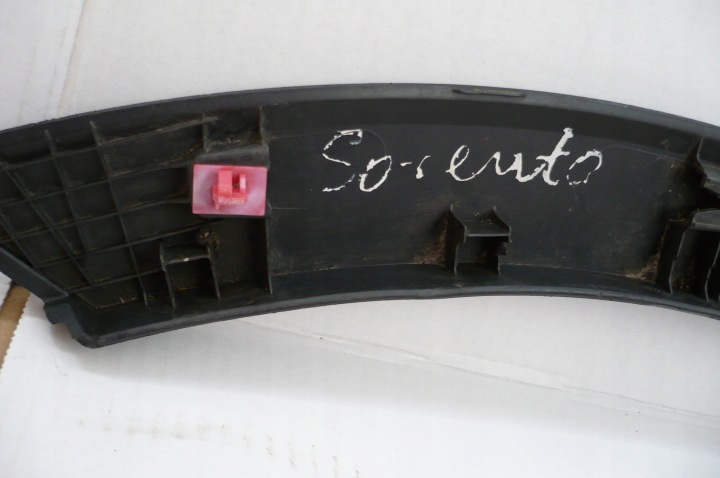 KIA SORENTO III 3 MOULURE GARDE-BOUE GAUCHE ARRIÈRE 2014-20R