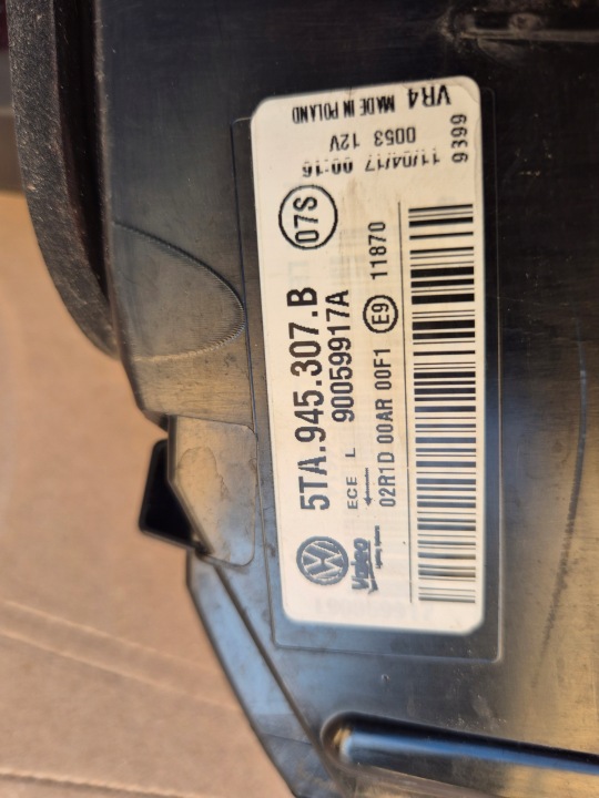 PHARES ARRIÈRE TOURAN LLL 5TA LED ENSEMBLE