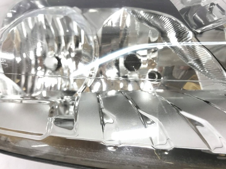 RENAULT MEGANE III 08-11 260100017R PHARE AVANT AVANT DROITE