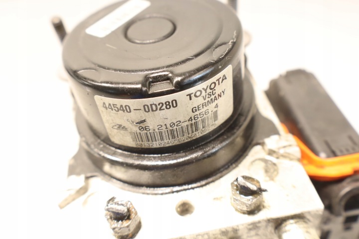 POMPE ABS TOYOTA YARIS III LIFT 1.0 44540-0D280
