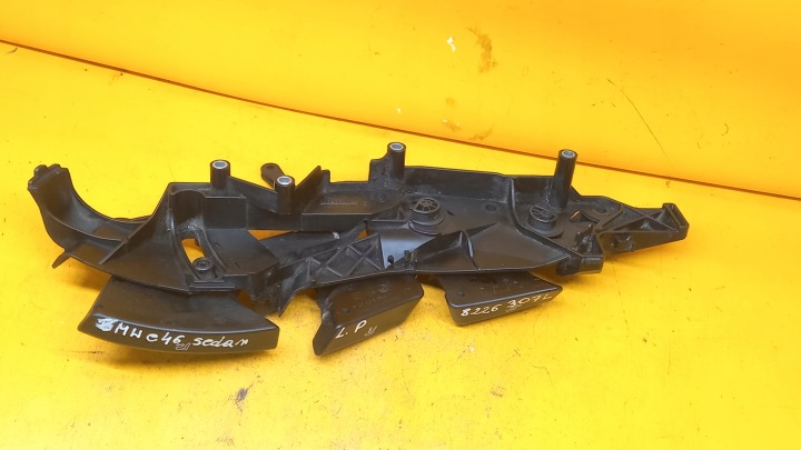 MANIVELLE RÉGLAGES SIÈGE GAUCHE AVANT BMW E46 8226307L