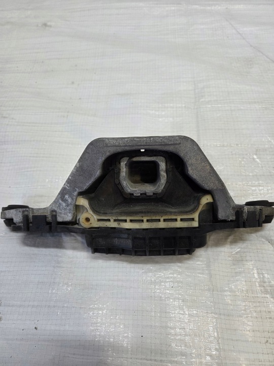 OPEL ASTRA K V 1.6 CDTI POIGNÉE COUSSIN MOTEUR 13434345