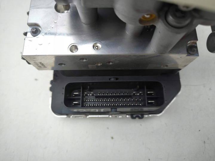 HYUNDAI KONA II 2024 POMPE ABS 58500HF500