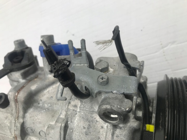 POMPE CLIMATISATION CLIMATISATION AUDI Q8 Q7 A8 TDI NEUF