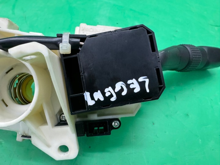 COMMUTATEUR COMPOSITE FEUX ESSUIE-GLACES ARAIGNÉE HONDA LEGEND IV KB1 04-12