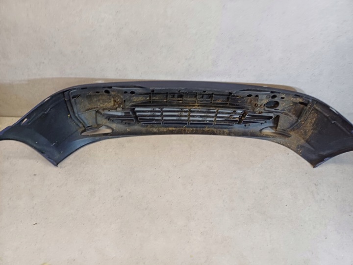 FORD FIESTA MK5 99-01 ANNÉE PARE-CHOCS AVANT NR. Y561-17K819