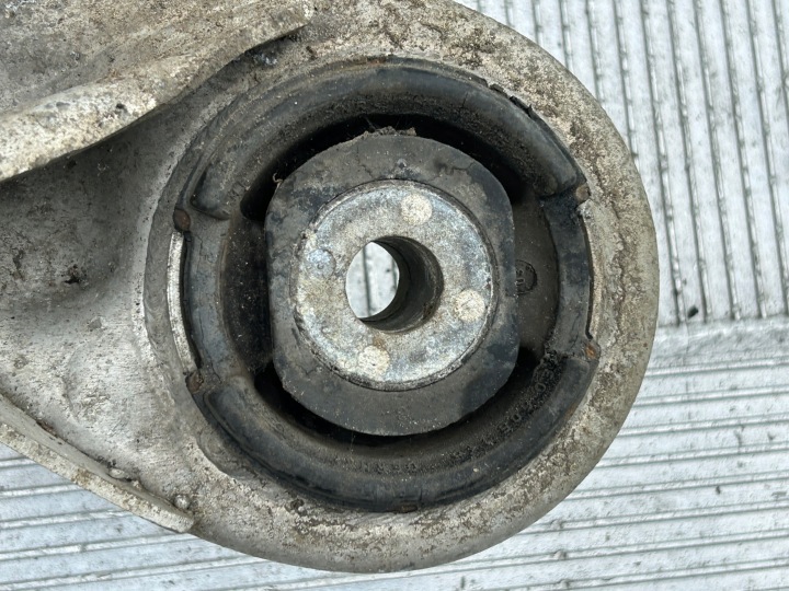 CHÂSSIS CHÂSSIS ALUMINIUM ARRIÈRE AUDI A8 D3 3.0 3.7 4.0 4.2