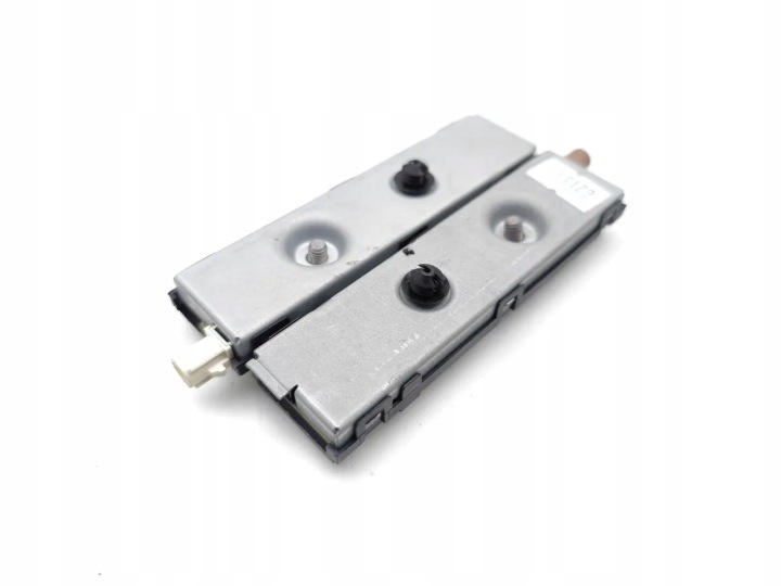 MERCEDES-BENZ EQB AMPLIFICATEUR ANTENNES 2024 SUV 4/5DR A2139056500 A2139056800