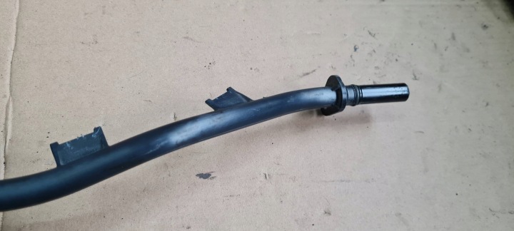A5 8W LIFT SONDE MESURE HUILES AVEC BOUCHON 2.0 TDI 05L103634A A4 B9 A6 C8 A7