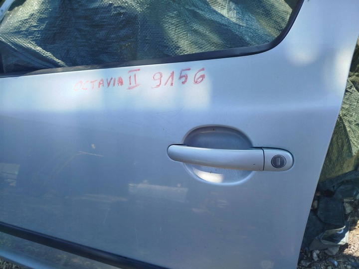 PORTES AVANT GAUCHE SKODA OCTAVIA MK2 2008R. CODE VERNIS 9156