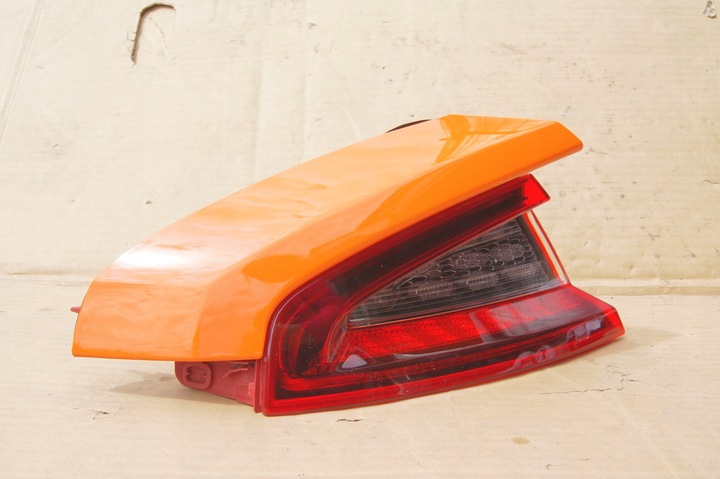 FARO PARTE TRASERA KIA STINGER IZQUIERDA ORIGINAL 19- 