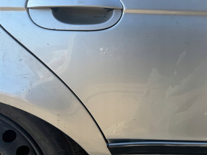 BMW SERIA5 E39 TOURING UNIVERSEL PORTES DROIT ARRIÈRE DROIT ARRIÈRE 354