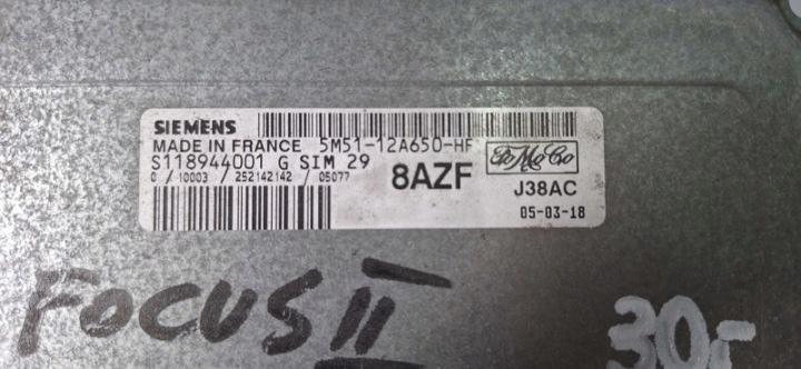 ORDINATEUR MOTEUR FORD FOCUS II 5M5112A650HF