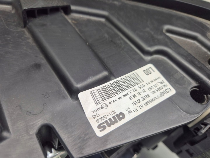 SSANGYONG KORANDO IV 19- DROIT PROJECTEUR PHARE LED 83102-37101 DESCRIPTION