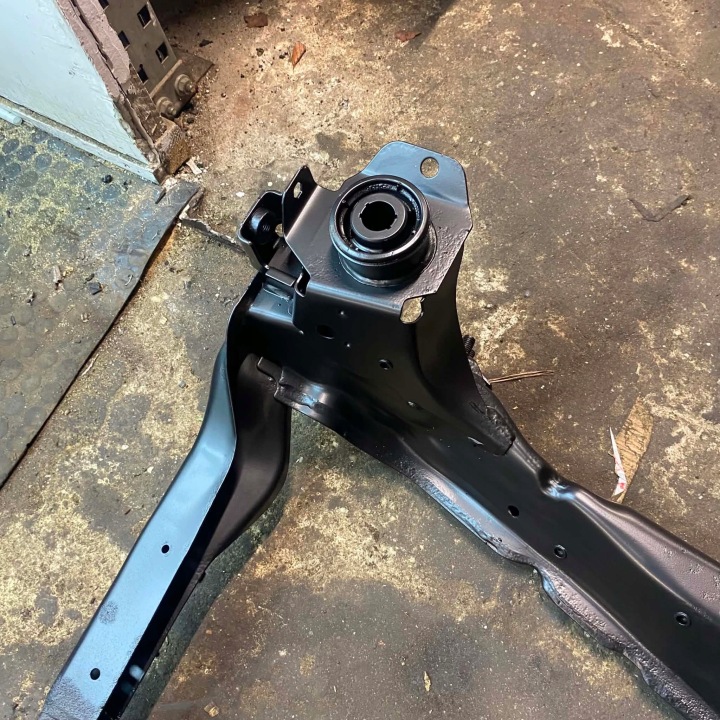 REGENEROWANE CHÂSSIS POUTRE AVANT XC70 III V70 III S80 I XC60 I AWD