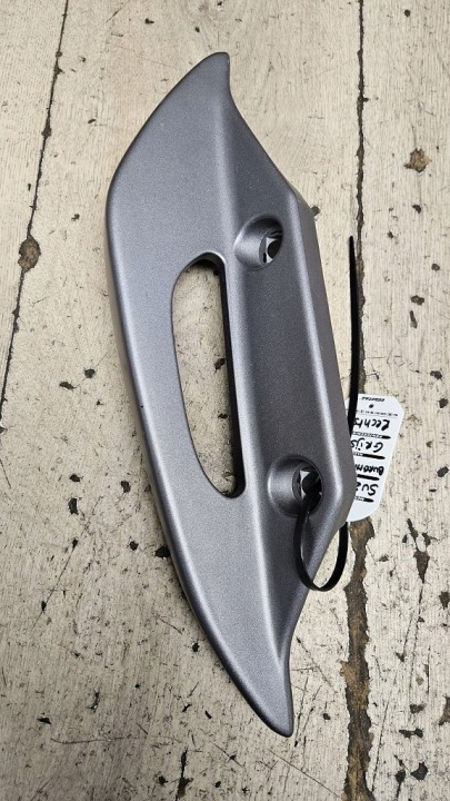 POIGNÉE PASSAGER MANIVELLE SUZUKI BURGMAN UH125 UH200 (2007-2013)