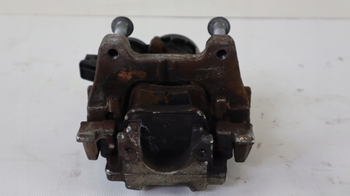 VOLVO XC90 II ÉTRIER DE FREIN FREINS GAUCHE ARRIÈRE 32217363, 3167558