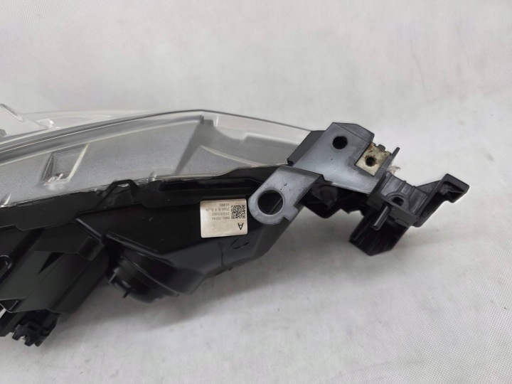 MAZDA 3 III 2014+ PHARE GAUCHE AVANT AVANT LENTILLE EUROPE B45A-51040