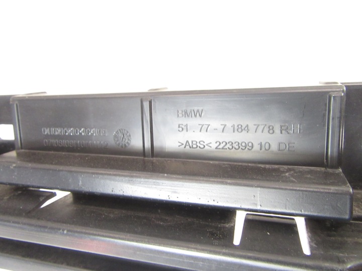 POIGNÉE FIXATION SEUIL DROIT AVANT BMW F10 F11 BERLINE UNIVERSEL