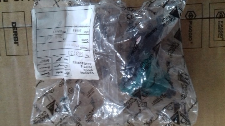 PUCE CONTACTEUR D'ALLUMAGE APRILIA DERBI GILERA PIAGGIO VESPA