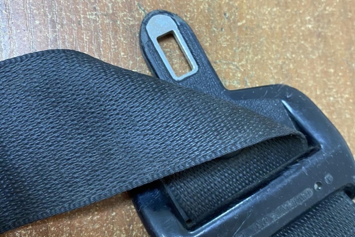 CEINTURE DE SÉCURITÉ MERCEDES-BENZ AVEC (W140) 00019264 1993