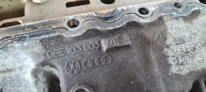 SQ5 8R Q5 CARTER HUILES SUPPORT 3.0 TFSI 06E103603AH A6 C7 S4 B8 S5 A7
