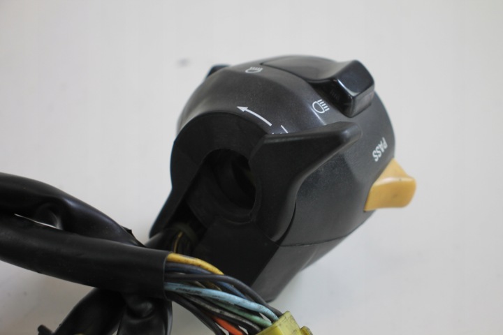 SUZUKI GSXR 600 750 96-00 SRAD COMMUTATEUR GAUCHE FEUX
