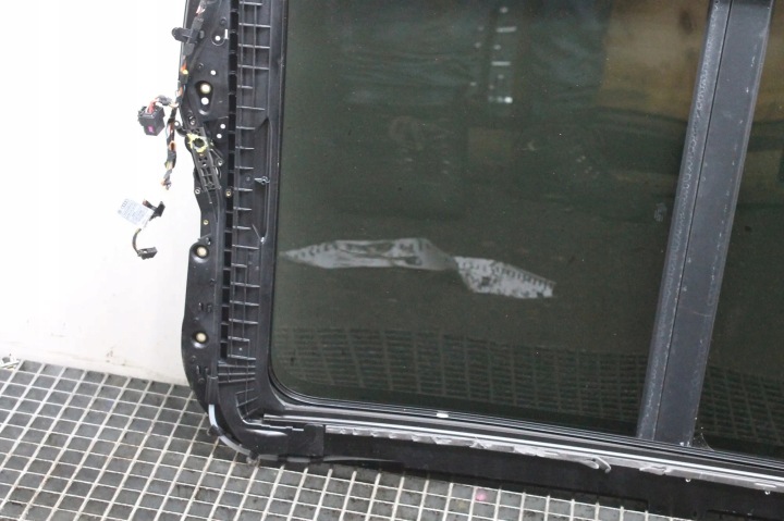 TOIT OUVRANT AUDI Q5 (8R) 8R0877041 33031365 3.0L 176KW 2008