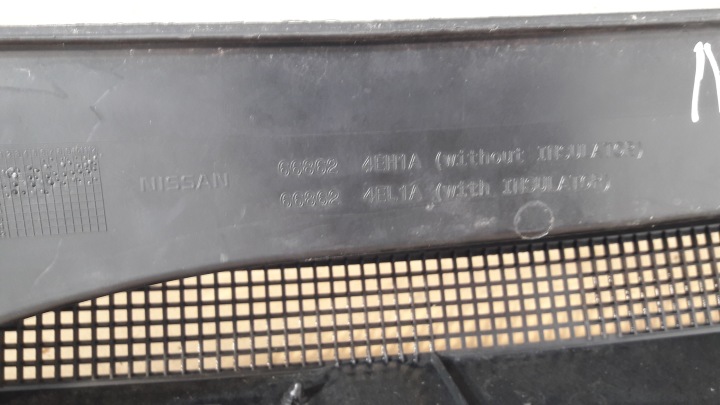 NISSAN QASHQAI J11 DOUBLURE DE PASSAGE DE ROUE 2013- 66862-4EH1A (D10) (D11)