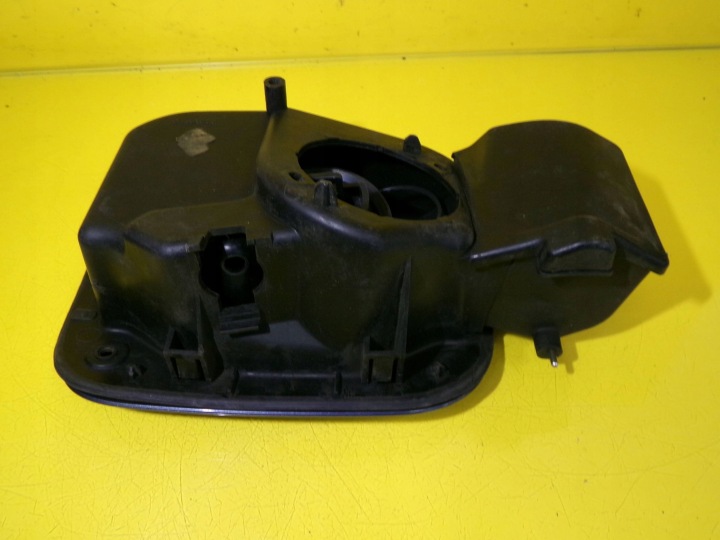 CLAPET GOULOTTE DE REMPLISSAGE CARBURANTS RENAULT CLIO III 8200383466 NR131
